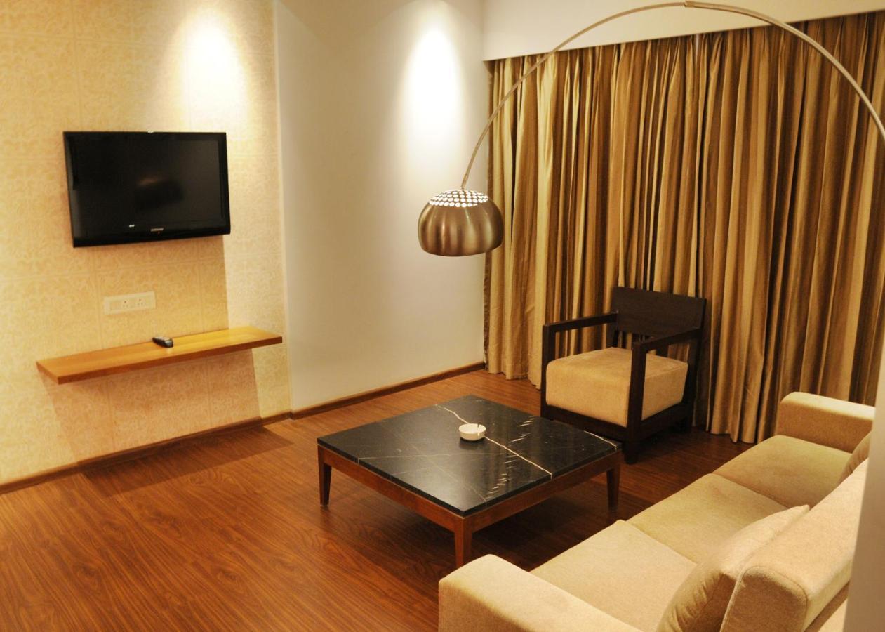 Hotel Moti Mahal à Mangalore Extérieur photo