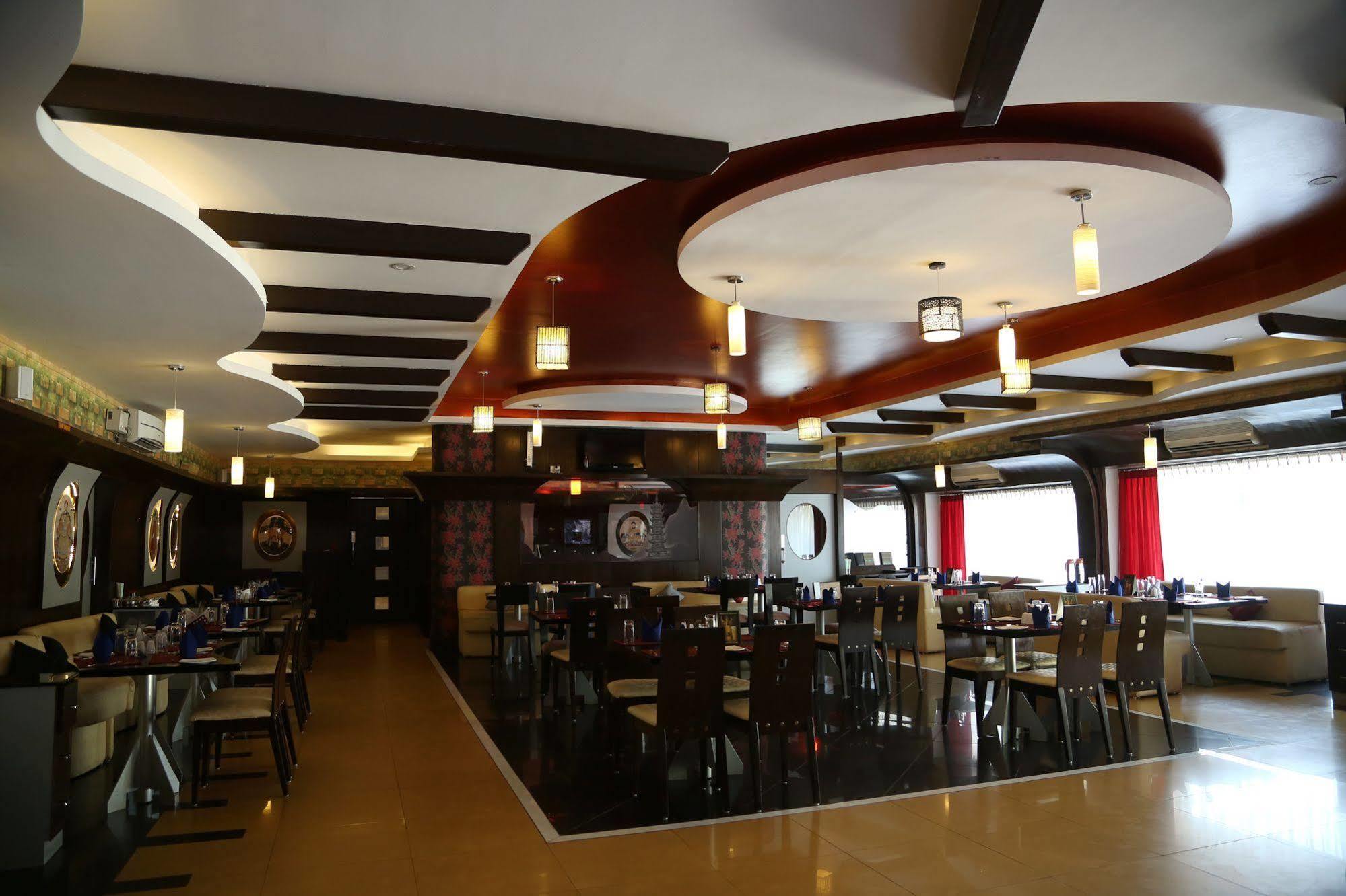 Hotel Moti Mahal à Mangalore Extérieur photo