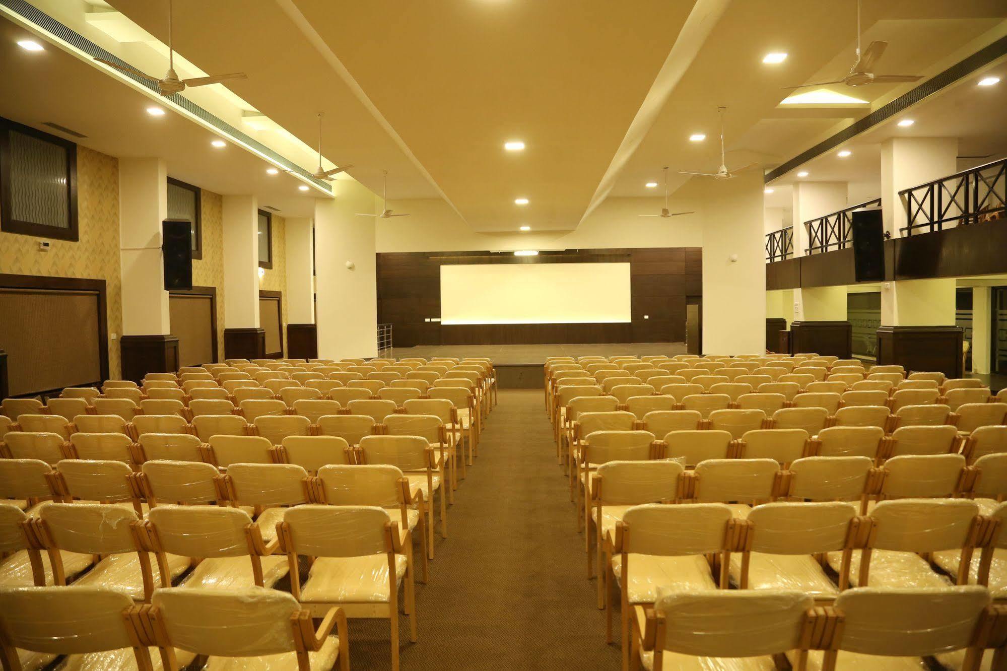 Hotel Moti Mahal à Mangalore Extérieur photo