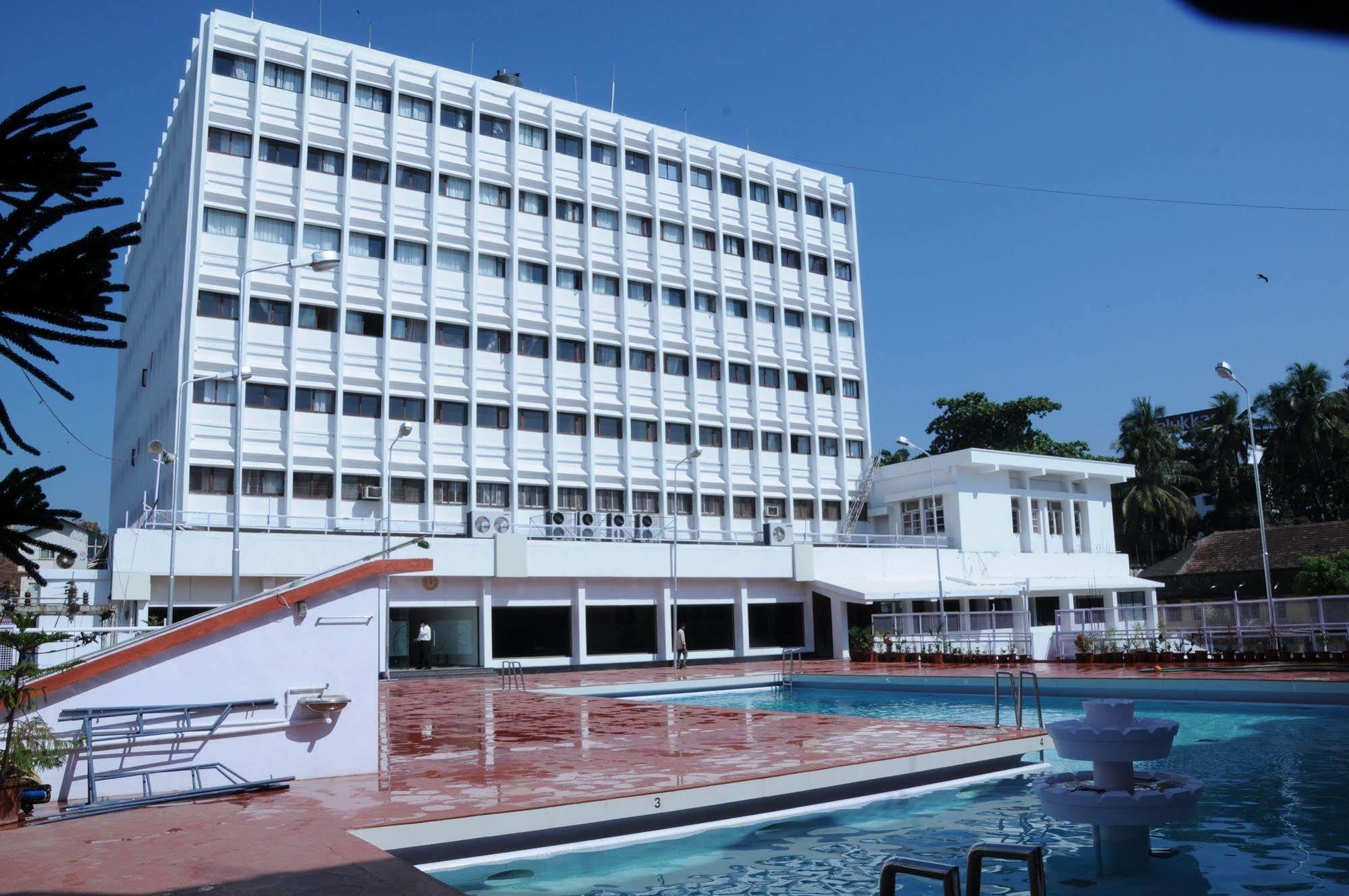 Hotel Moti Mahal à Mangalore Extérieur photo